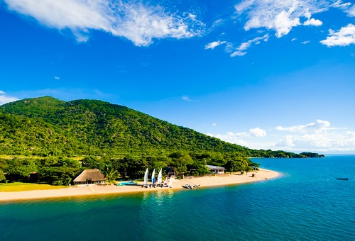 Lake Malawi, paradise in the center of Africa