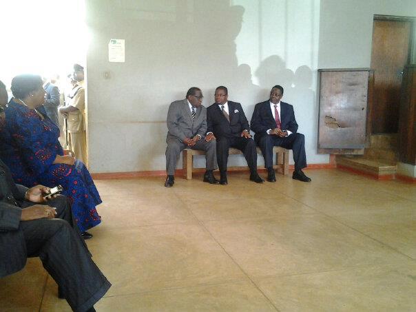 Malawi adjourns treason trial of ex-officials