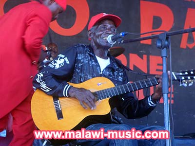 Gospel Musicians Mlaka Maliro and Allan Chirwa will have a show at Likangala Secondary School Hall in Zomba on July 5 which will be free of charge.