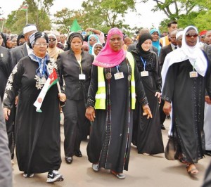 President Banda on a Ziyarah parade