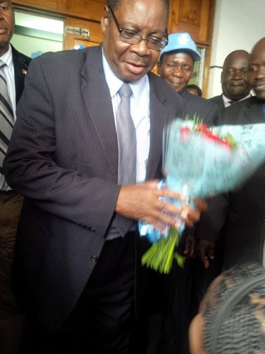 Mutharika arrives, spits fire at PP, to hold press conference tomorrow