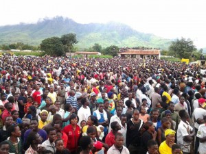 The crowd that gathered at Malosa to witness Muluzi's rally