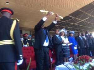President Mutharika hold a Presidential sword