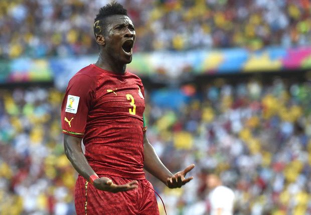 Ghana’s captain Gyan heads to Malawi for charity match