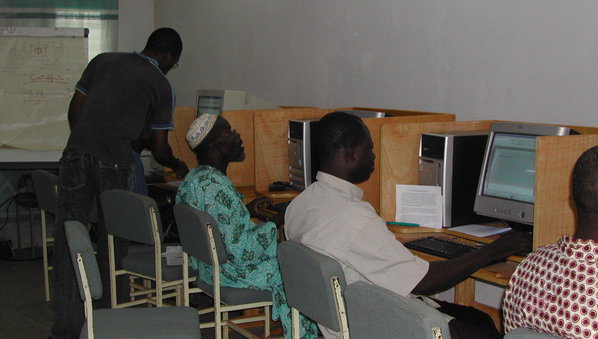 Malawi farmers underusing telecentres, workshop reveals