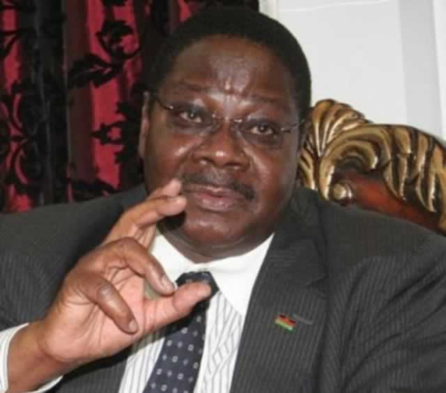 MUTHARIKA ABOLISHES JCE EXAMS: NO PRINTING OF PSLCE EXAMS