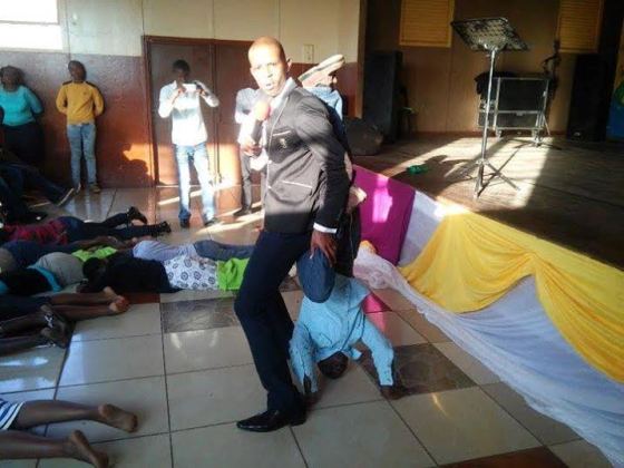 PASTOR PRAYS SNAKE SPIRIT INTO MEMBERS IN SOUTH AFRICA