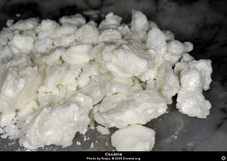 POLICE INTERCEPT SOUTH AFRICAN MAN WITH COCAINE AT KIA
