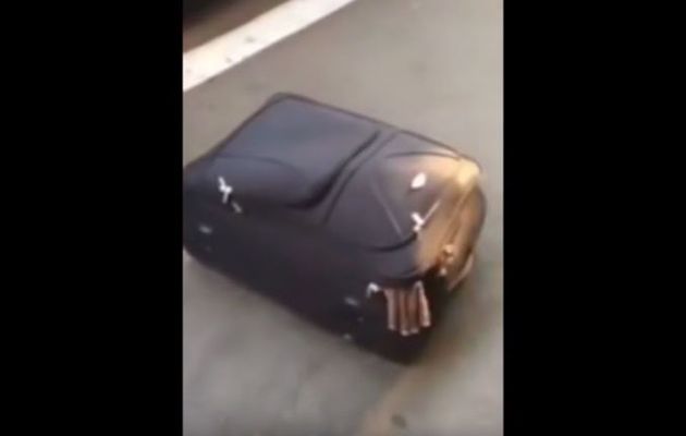 Man caught trying to smuggle himself inside a suitcase