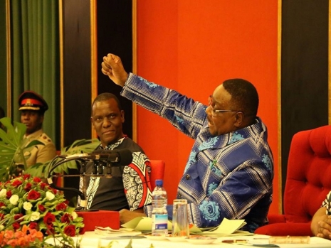 Mutharika gives Civil Servants two-weeks Christmas holiday