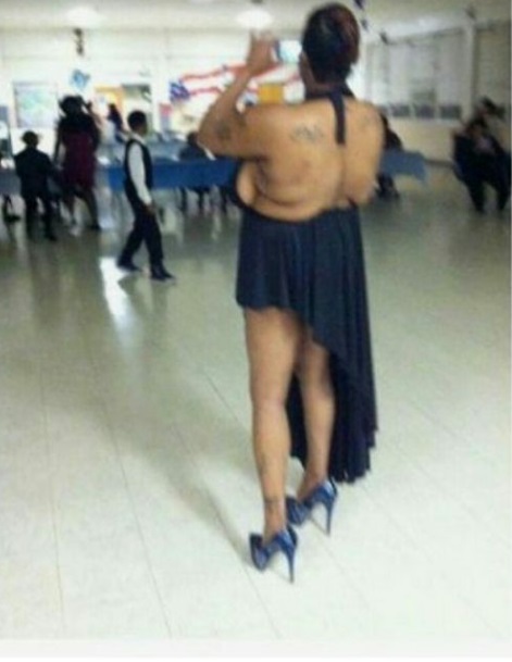See how this woman was dressed in public (photo)