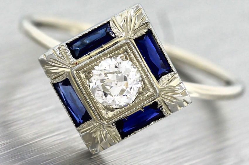 10 Beautiful Engagement Ring Trends Throughout History
