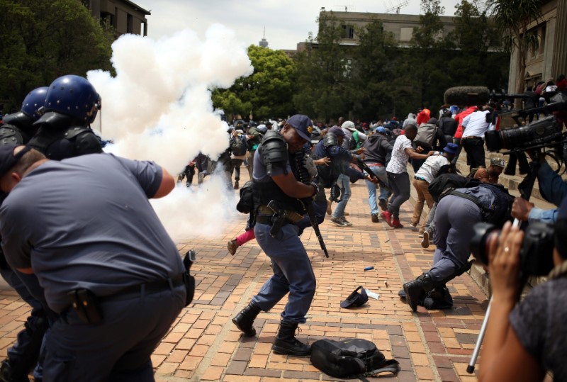 Police in South Africa uses rubber bullets to disperse anti-immigrant protesters in Pretoria