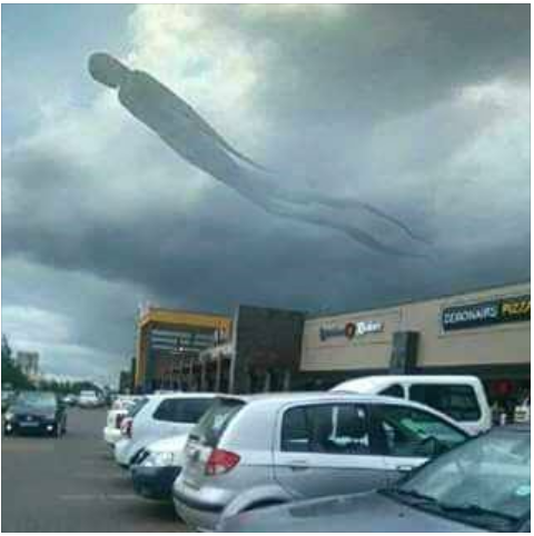 Strange image appears in the sky at a shopping mall