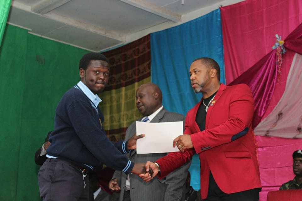 Chilima attends Mtendere Secondary School graduation in Dedza