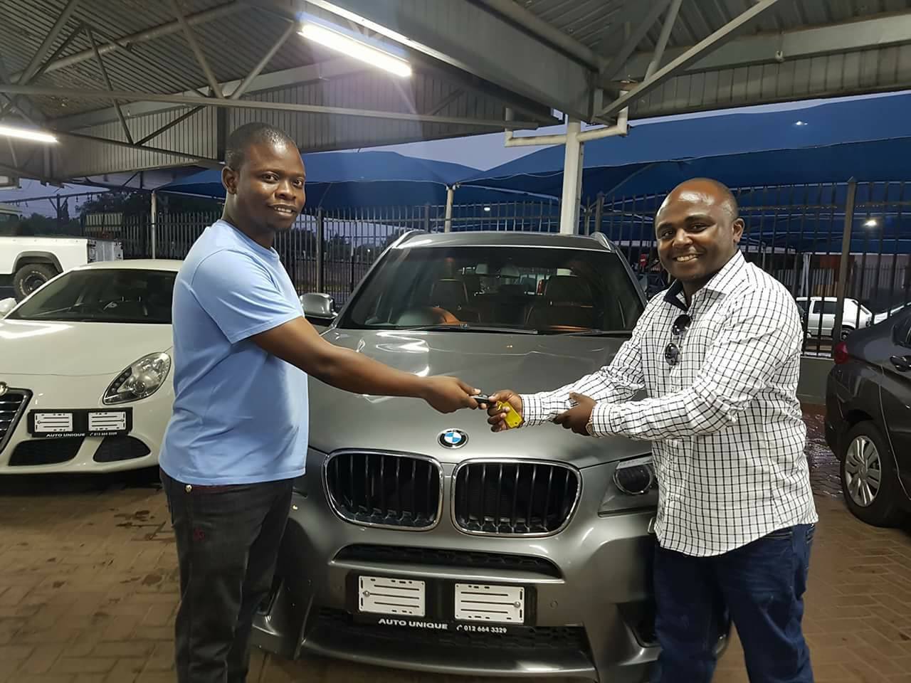 Bushiri surprises his PRO Ephraim Nyondo with new vehicle: Muluzi also receives one