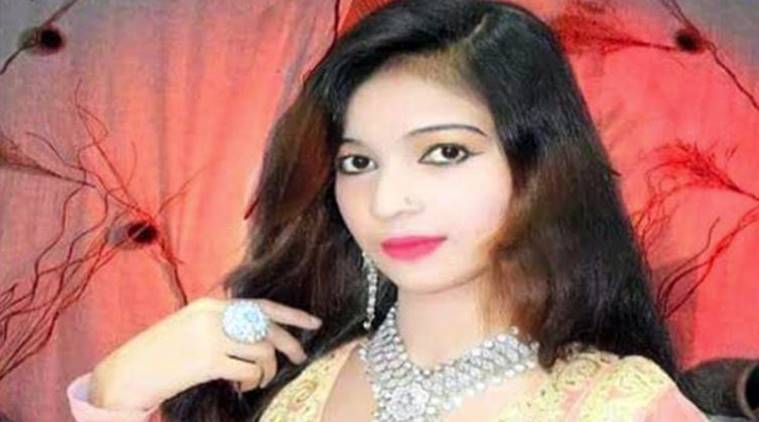 Fan Shoots to Death Pregnant Pakistan Singer for Refusing to Stand While Performing