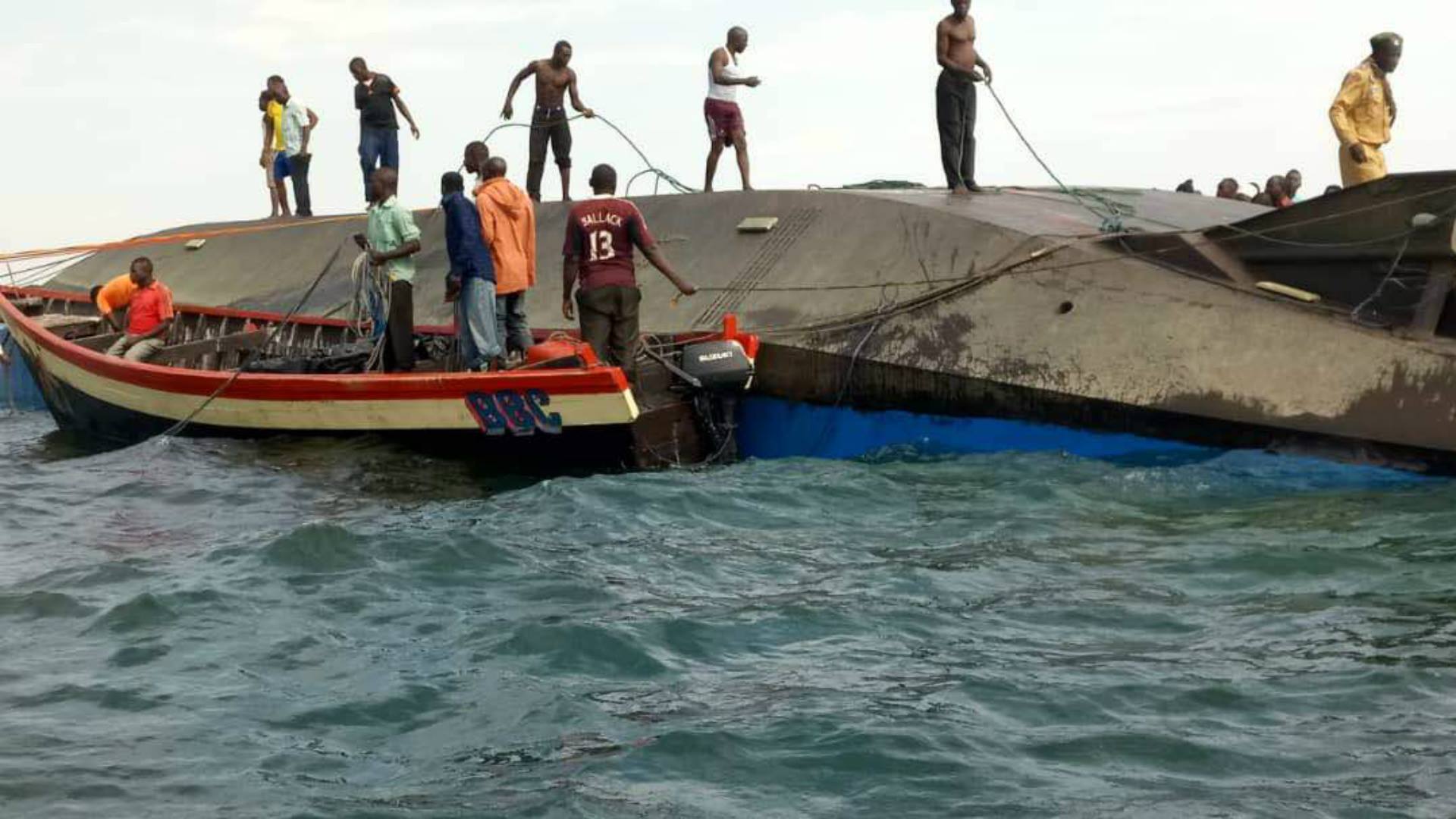Hundreds involved in Tanzania ferry capsise