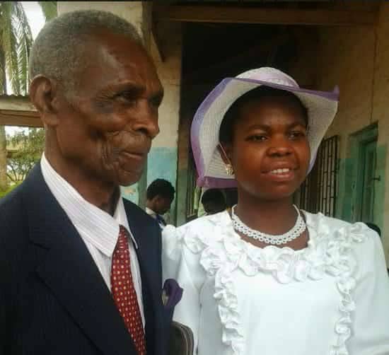 83-year-old man divorcing his wife, 26