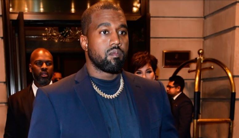 Kanye West Begs God To Reunite family