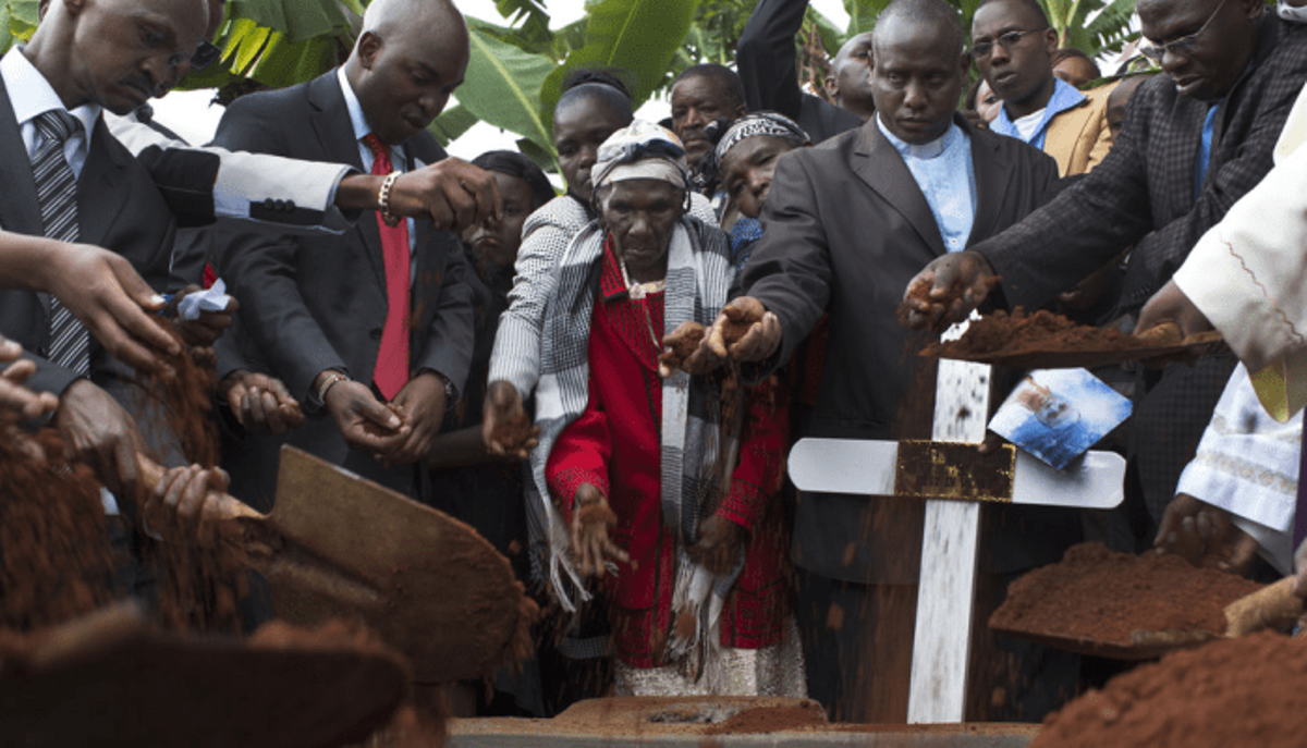 Residents shocked after burial lasts less than 20 minutes