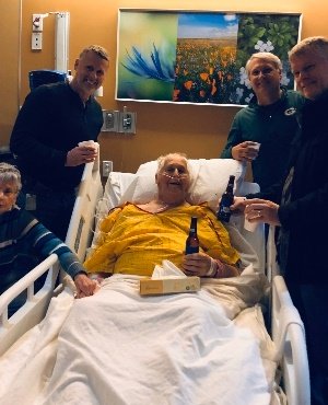 Dying dad gets final wish to have one last beer with sons