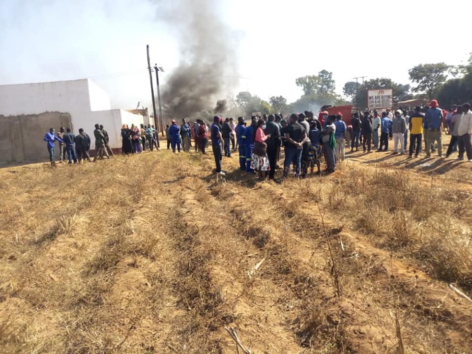 Mount Meru employees on strike in Dowa