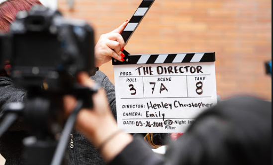 Kissing Starts Again in French Films after Ban over Covid-19