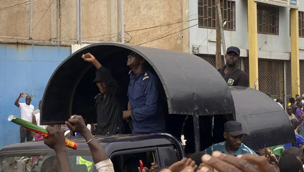 Mali president and PM ‘arrested’