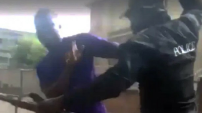 Man Beat Up Nigerian Police Men In Court