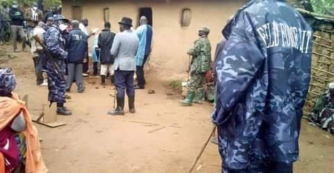 Man hands himself to police after hacking his parents, wife, sister-in-law to death over land dispute