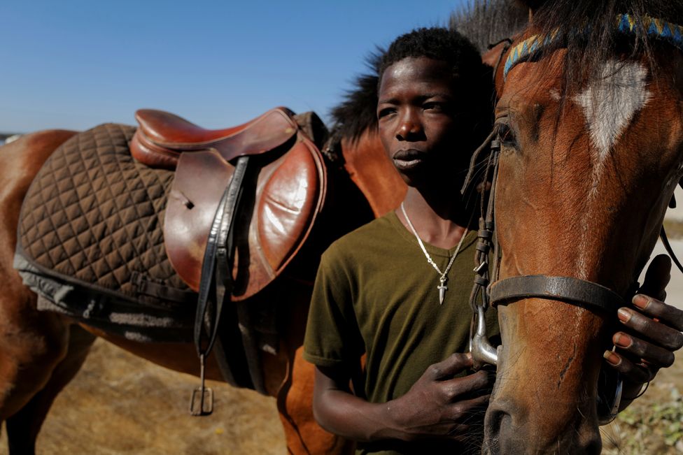 Senegal’s Teenage Jockey Races To Fame [Photos}