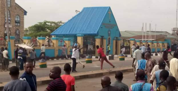 Muslims, Christians fight over Hijabs in Nigeria