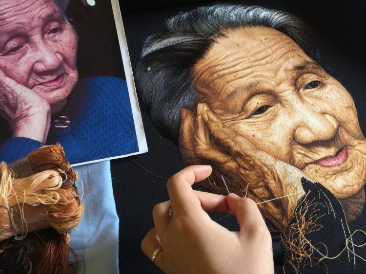 Vietnamese Studio Creates the Most Amazing Silk Embroideries[Photos]