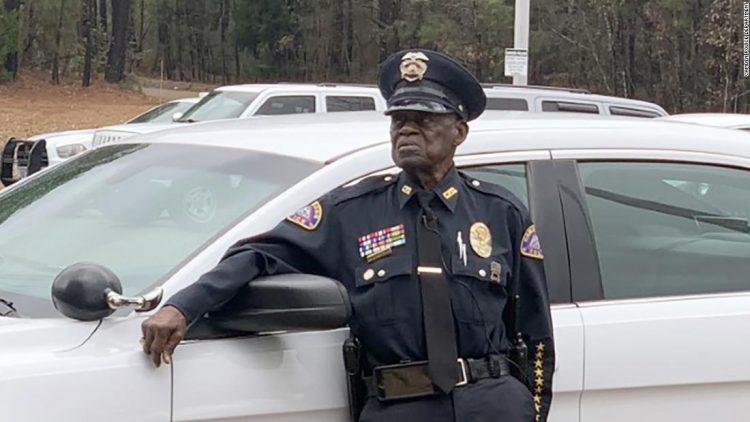 91-Year-Old Active Police Officer Has No Plans to Retire Anytime Soon