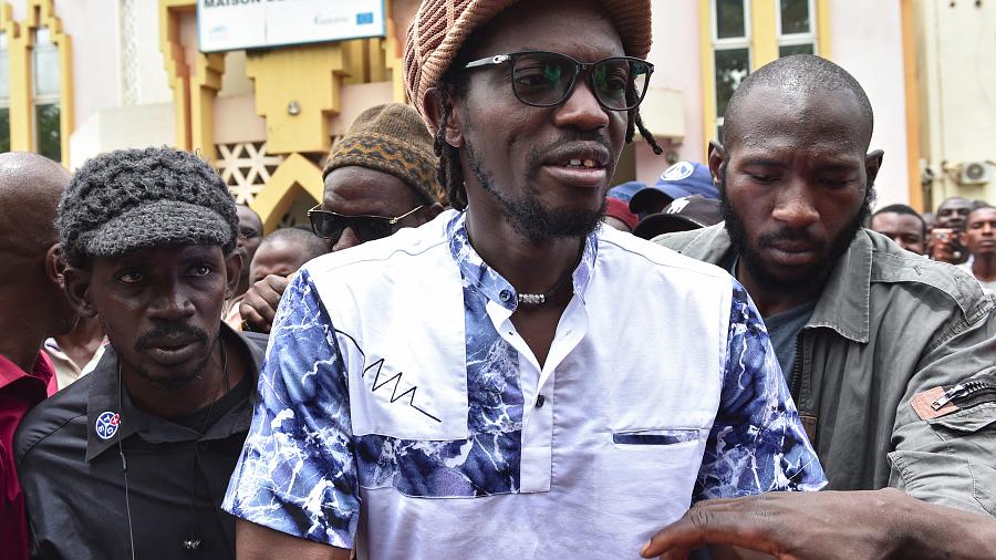 Mali drops coup charges against ex-prime minister, radio host