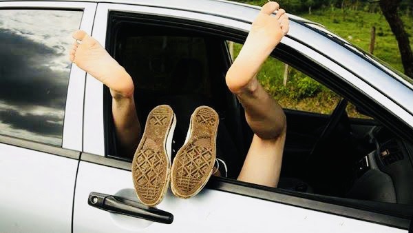 Couple Spotted B00nking In Public In Australia (See Photos)