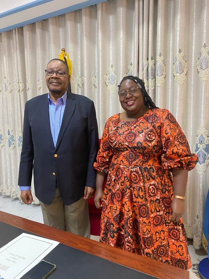 Former MEC Commissioner Linda Kunje meets Mutharika in Mangochi