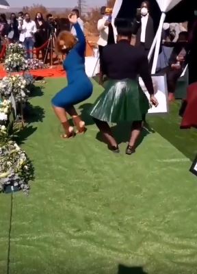 Slay Queens Twerk During Friend’s Funeral [PHOTOS]