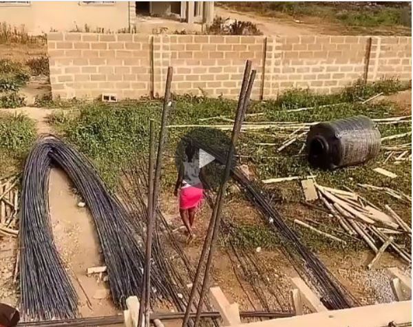 Lady secretly filmed going to meet her man in an uncompleted building for ‘action’ in broad daylight – Watch