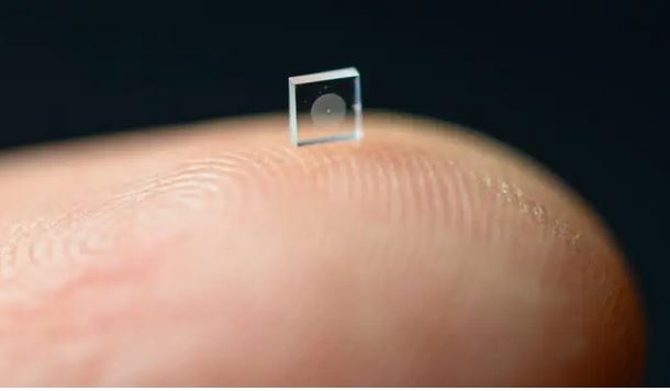 Tiny Camera The Size Of A Grain Of Salt Can Take Incredible Pictures