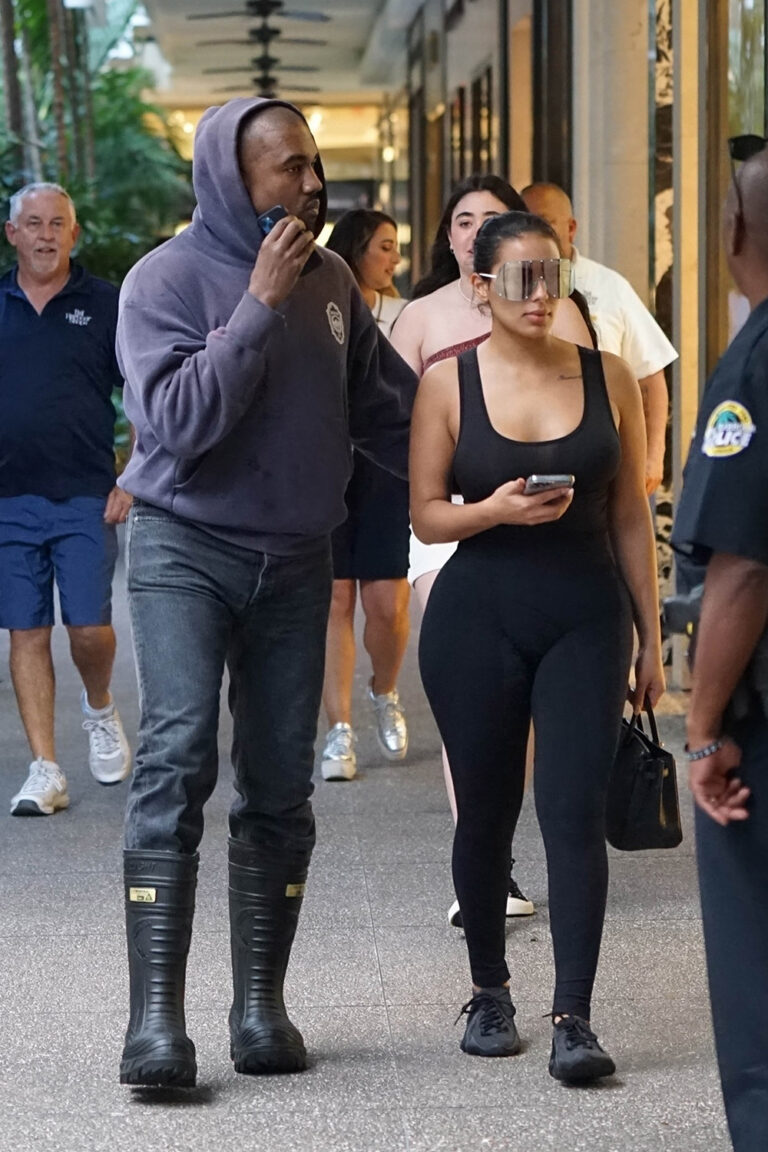 Kanye West’s new girlfriend Chaney Jones is Kim Kardashian’s lookalike