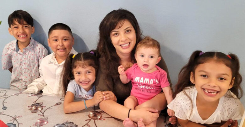 Mom of 5 dies after falling off party bus while celebrating her 30th birthday