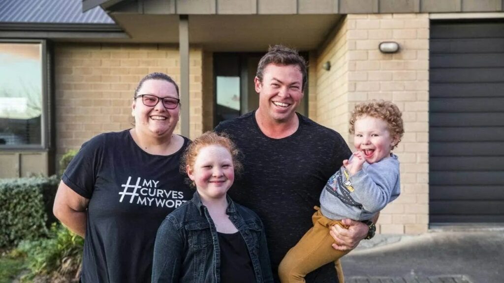 SA Woman Almost Deported From New Zealand For Being “Too Fat To Stay”