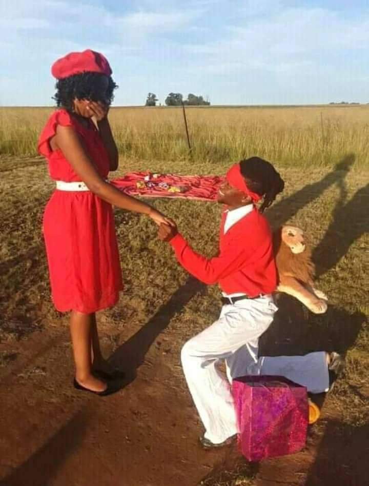 Couple Trends For ‘Low Budget’ Valentine’s Day Picnic