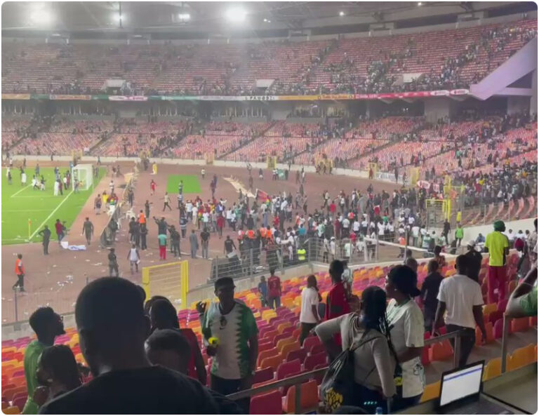 Watch| Nigerians Attack Ghanaian Supporters In Abuja After World Cup Elimination