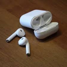 5 Negative Effects Of Using Earpiece Over A Long Period Of Time