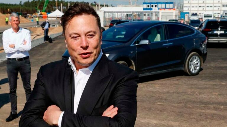 Elon Musk vows to delete fake accounts or ‘die trying’ if his $46.5 billion bid to take over Twitter succeeds