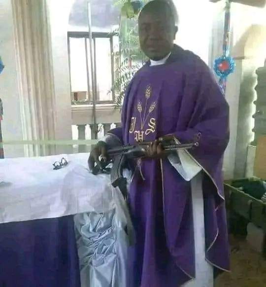Nigerian Priest Goes To Church With An AK47 To Defend Himself From Boko Haram