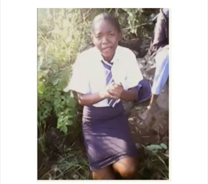 Female Student Caught With Gateman In The Bush